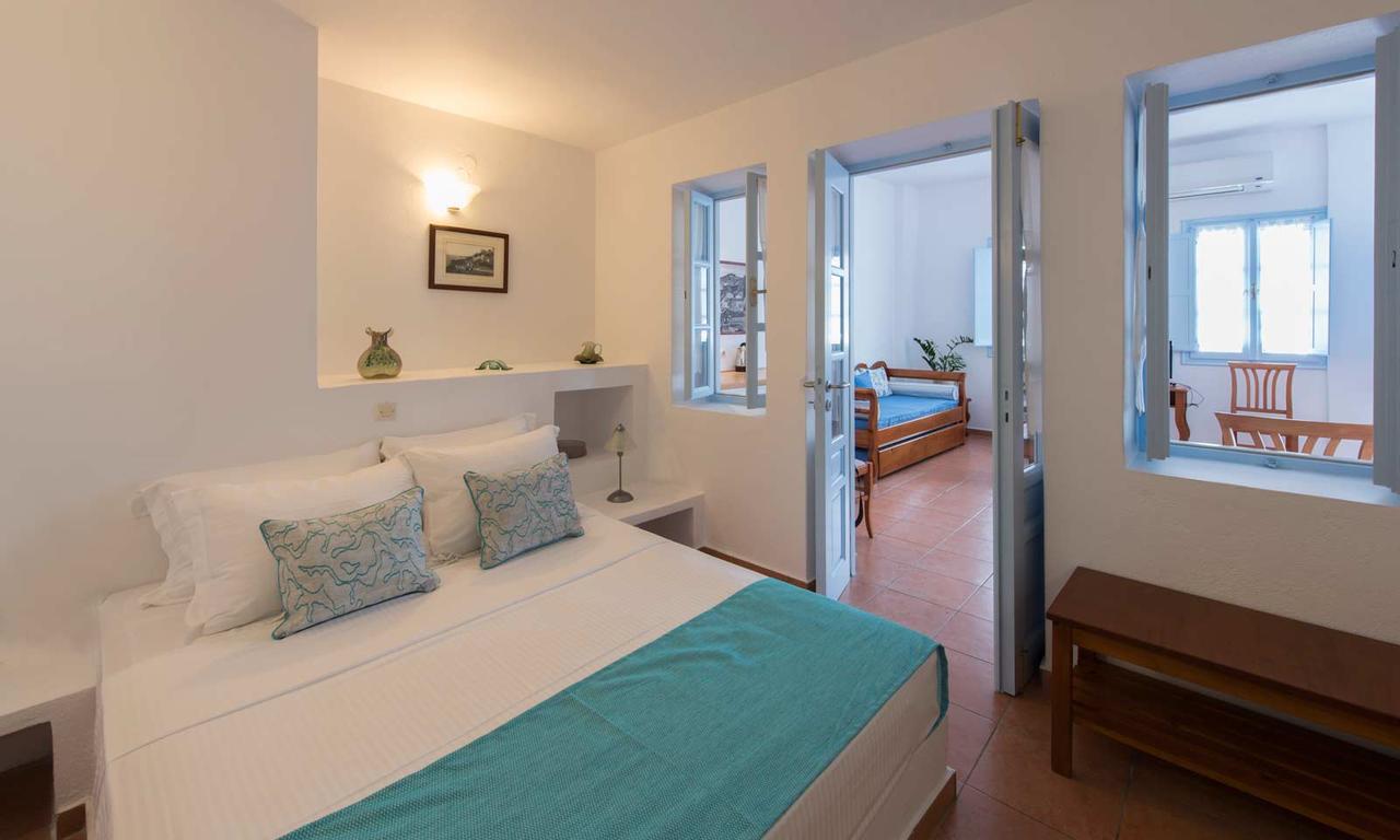 Kastro Suites Fira  Exterior foto